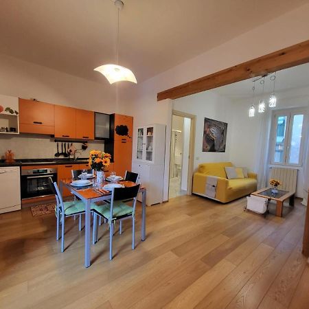 Appartamento Orange Lago ヴェルバーニア エクステリア 写真