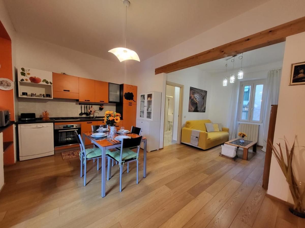 Appartamento Orange Lago ヴェルバーニア エクステリア 写真